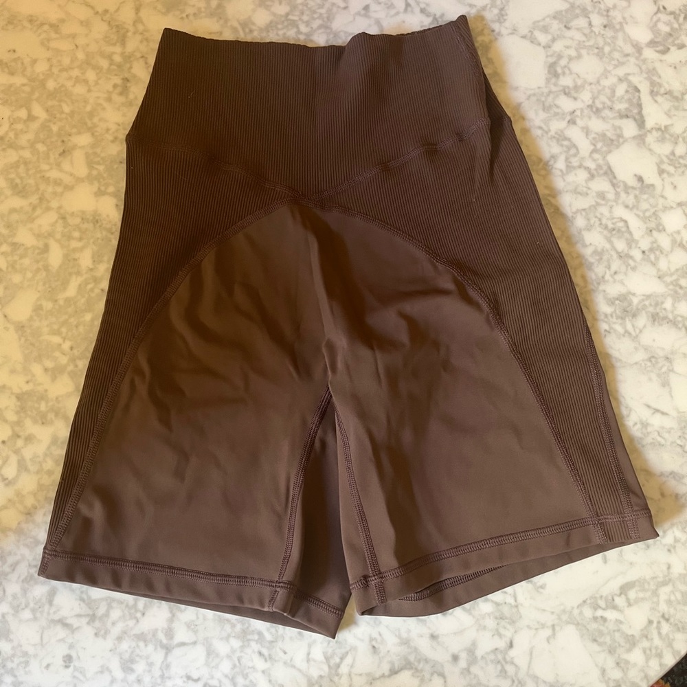 Aerie Offline Goals Biker Shorts - 7inch Brown 🤎